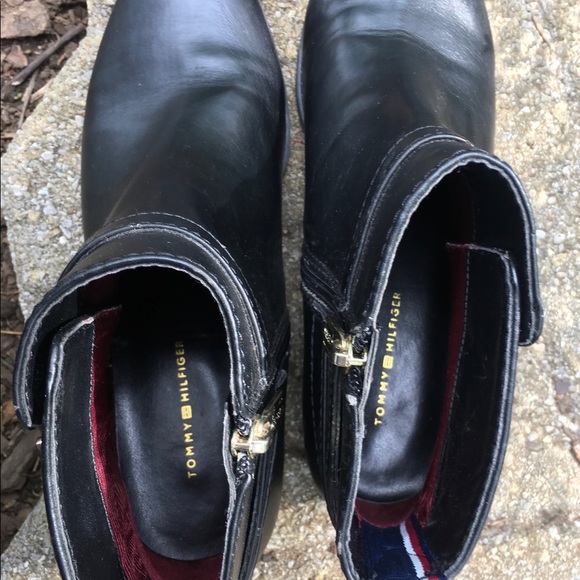 Tommy Hilfiger Black Ankle Boots Sz 7.5 - Picture 6 of 7